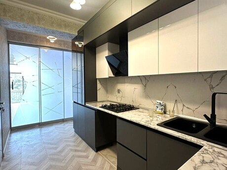 3 otaqlı mənzil, 100 m², 28 May: 365 000 ₼ 4