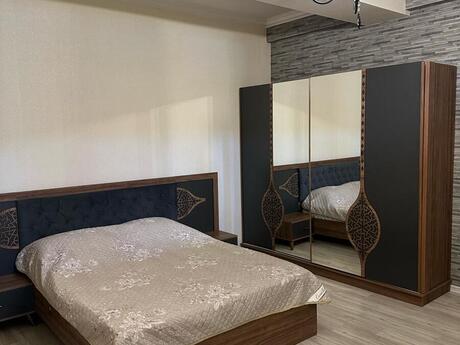 Elan №6216325 - Bakı, İçəri Şəhər m., 3 otaqlı, 90 m², 5/12 mərtəbə