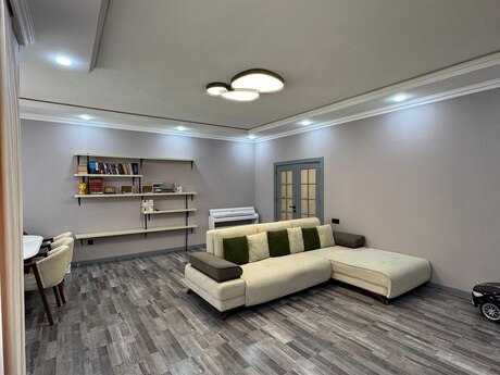 Elan №6216310 - Bakı, İnşaatçılar m., 3 otaqlı, 140 m², 7/12 mərtəbə