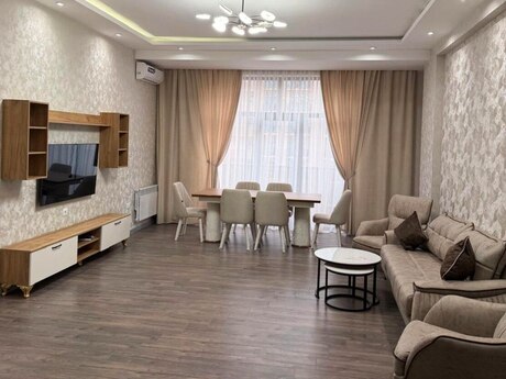 Elan №6216356 - Bakı, 28 May m., 2 otaqlı, 83 m², 6/18 mərtəbə