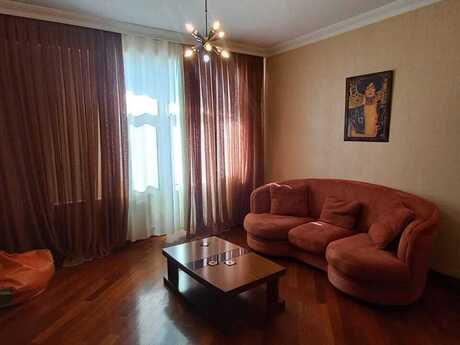 2 otaqlı yeni tikili - Şah İsmayıl Xətai m. - 80 m²
