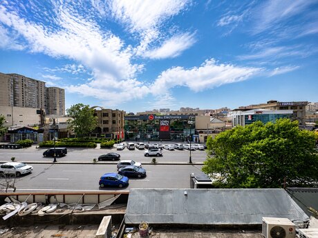 Elan №6216499 - Bakı, İnşaatçılar m., 2 otaqlı, 65 m², 3/5 mərtəbə