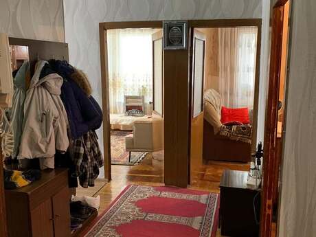 4-комн. вторичка - м. Азадлыг проспекти - 110 м²