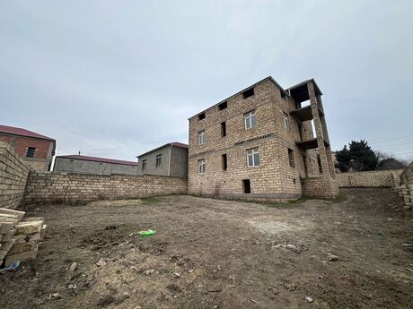 6 otaqlı həyət evi/bağ evi - Fatmayı q. - 220 m²