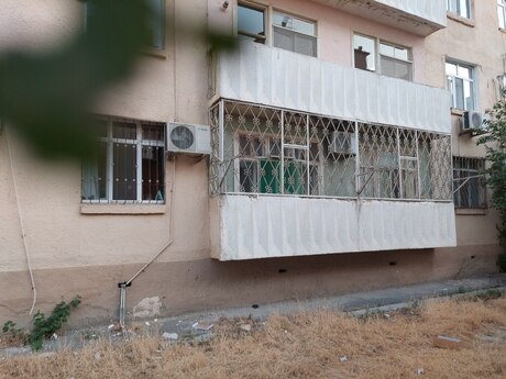 4 otaqlı köhnə tikili - Hövsan q. - 85 m²