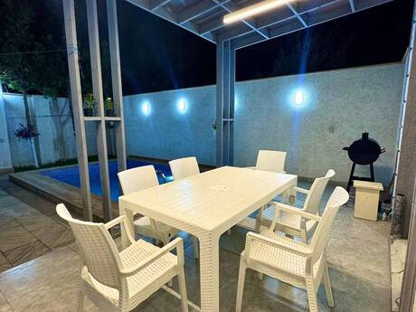 4 otaqlı həyət evi/bağ evi - Xəzər r. - 200 m²