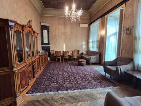 Obyekt - Sahil m. - 160 m²