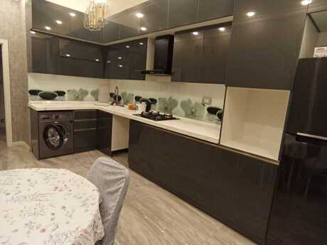 Elan №6216857 - Bakı, Qara Qarayev m., 2 otaqlı, 92 m², 8/16 mərtəbə