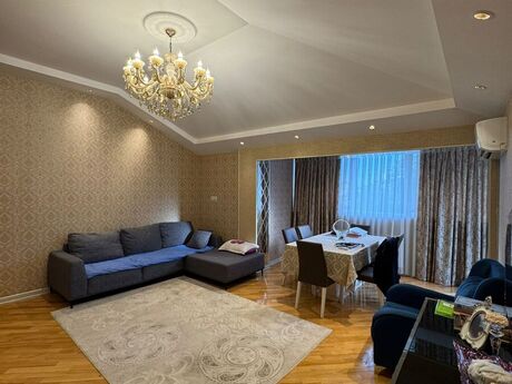 4-room apartment, 185 m², 7-ci mikrorayon: 339 000 ₼ 2