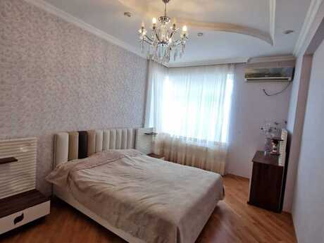 3 otaqlı yeni tikili - 8 Noyabr m. - 103 m²