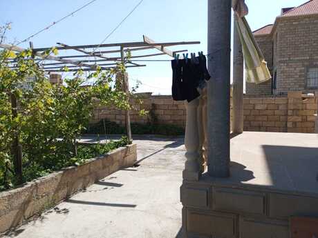 6 otaqlı həyət evi/bağ evi - Sumqayıt - 240 m²