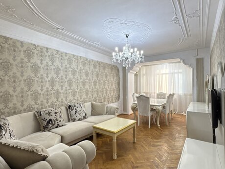 Elan №6217227 - Bakı, Gənclik m., 2 otaqlı, 85 m², 4/9 mərtəbə