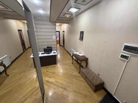 3 otaqlı mənzil, 142 m², Nizami: 394 000 ₼ 4