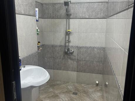 3 otaqlı köhnə tikili - Əhmədli q. - 65 m²