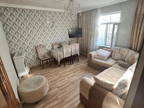 6 otaqlı həyət evi/bağ evi - Sabunçu r. - 300 m²