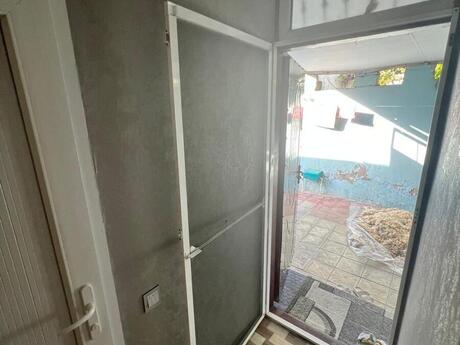 6 otaqlı həyət evi/bağ evi - Sabunçu r. - 300 m²