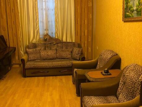 Объявление №6217591 - Баку, м. Мемар Аджеми, 3-комн., 85 м², 2/5 этаж