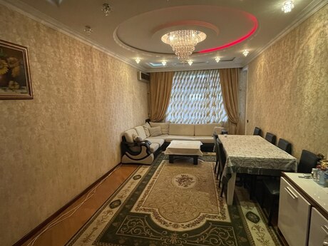 3-комн. новостройка - м. 8 ноября - 134 м²