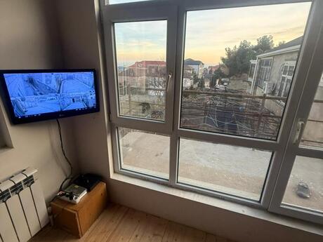 6 otaqlı həyət evi/bağ evi - Badamdar q. - 250 m²