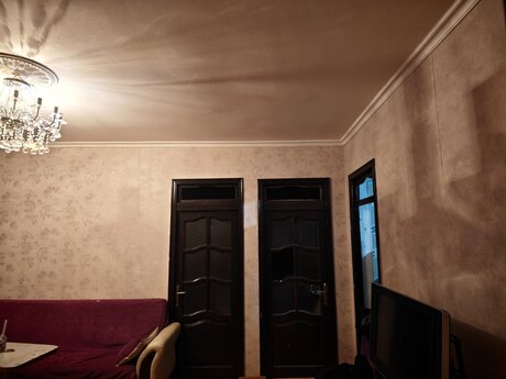6 otaqlı həyət evi/bağ evi - Binəqədi r. - 120 m²