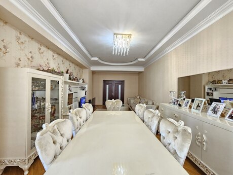 3 otaqlı yeni tikili - Yeni Yasamal q. - 130 m²