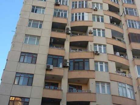 м. Мемар Аджеми
