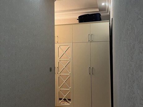 3-комн. новостройка - м. Иншаатчылар - 80 м²