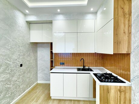Elan №6217540 - Bakı, Qara Qarayev m., 2 otaqlı, 80 m², 15/17 mərtəbə