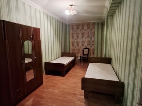 3-комн. новостройка - м. 20 января - 105 м²