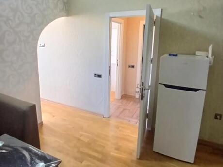 2-комн. новостройка - Абшеронcкий  р. - 55 м²