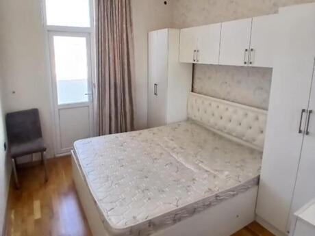 2-комн. новостройка - Абшеронcкий  р. - 55 м²