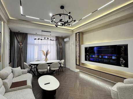 Elan №6218128 - Bakı, Nizami m., 3 otaqlı, 135 m², 15/16 mərtəbə