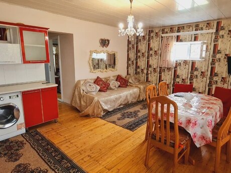 Elan №6218398 - Bakı, Novxanı q., 3 otaqlı, 60 m²