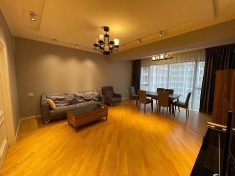 Elan №6218344 - Bakı, Şah İsmayıl Xətai m., 2 otaqlı, 90 m², 11/20 mərtəbə