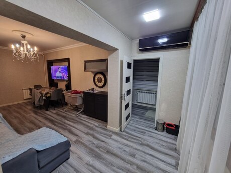 2 otaqlı köhnə tikili - Həzi Aslanov q. - 55 m²