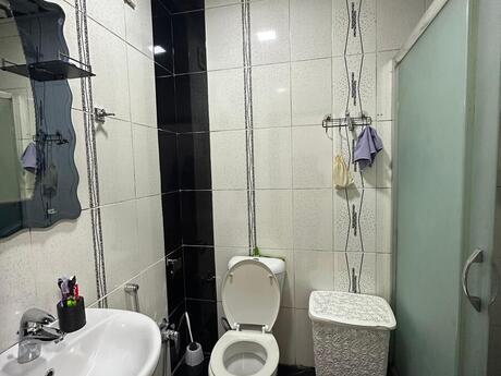 4 otaqlı yeni tikili - Bakıxanov q. - 131 m²