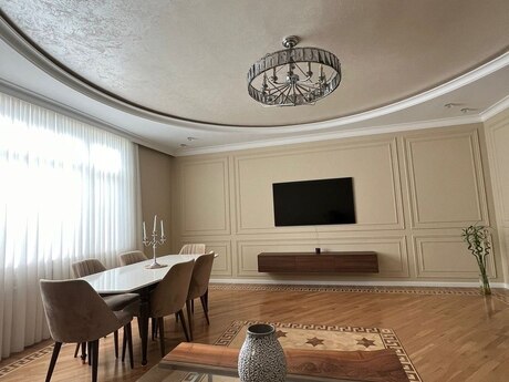 м. Кара Караев