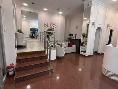 Elan №6218475 - Bakı, Xalqlar Dostluğu m., 240 m²