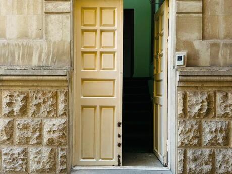 Elan №6218672 - Bakı, İçəri Şəhər m., 3 otaqlı, 150 m², 3/4 mərtəbə
