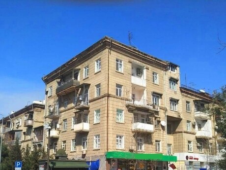 м. Элмляр Академиясы