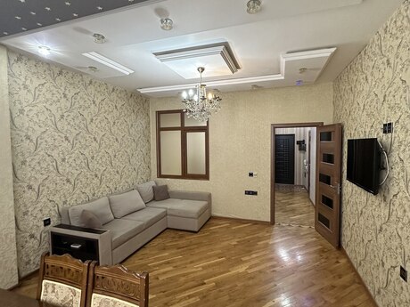 м. Кара Караев