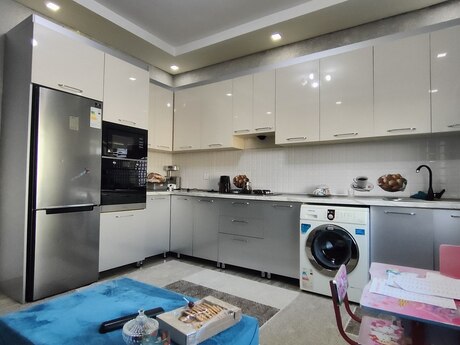 4 otaqlı həyət evi, 200 m², Binə: 118 000 ₼ 4