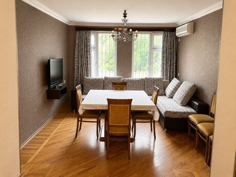 Elan №6218950 - Bakı, Gənclik m., 3 otaqlı, 93 m², 2/5 mərtəbə