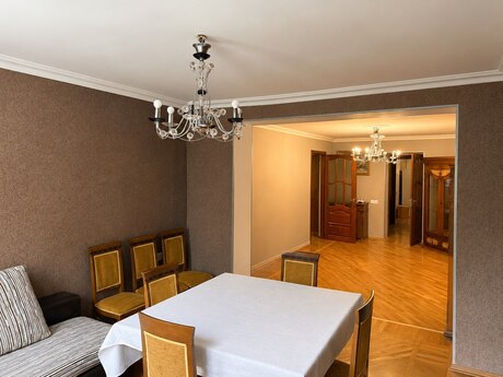 3 otaqlı köhnə tikili - Gənclik m. - 93 m²