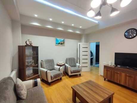 3 otaqlı yeni tikili - Ağ şəhər q. - 110 m²