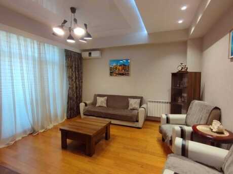 3 otaqlı yeni tikili - Ağ şəhər q. - 110 m²