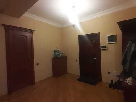 3-комн. новостройка - м. Низами - 135 м²