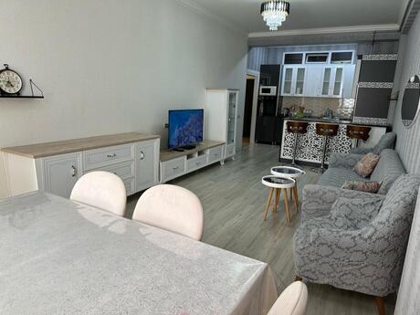 Elan №6219650 - Bakı, İçəri Şəhər m., 3 otaqlı, 90 m², 5/12 mərtəbə