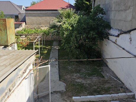 5 otaqlı həyət evi/bağ evi - Zabrat q. - 120 m²