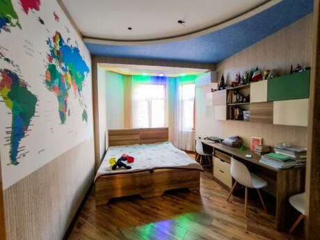 4 otaqlı yeni tikili - Şah İsmayıl Xətai m. - 170 m²